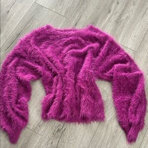 🩷EUC American Eagle fuchsia/purple angora sweater.
